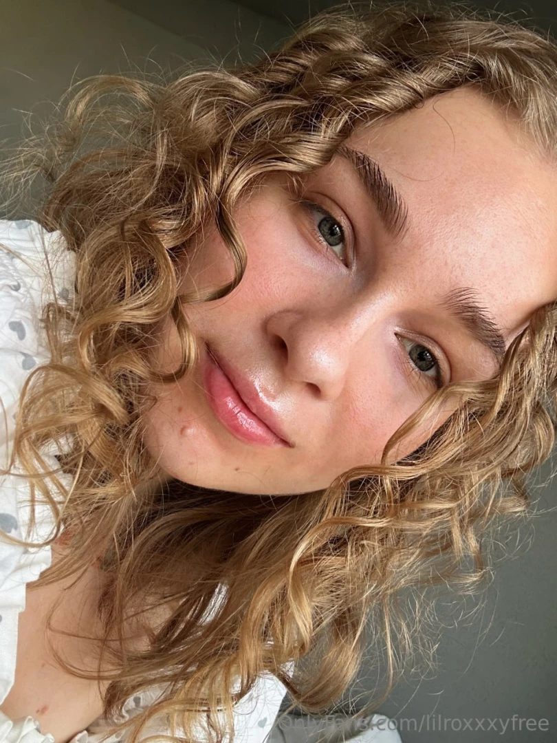 Sometimes all we need is a kind smile 