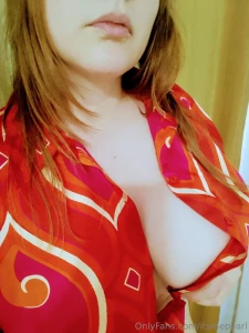 I love touching my boobs wish you could feel it too