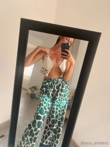 I need a real man s opinion to choose what outfit i ll wear today can part 1