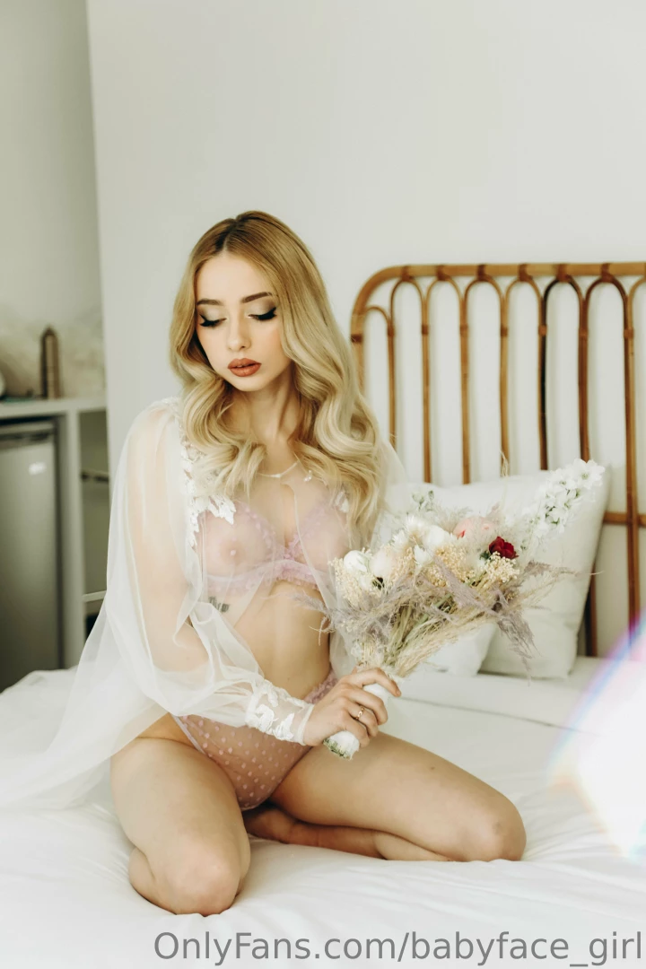 Fact about 3 i am a big fan of flowers i like roses the most 