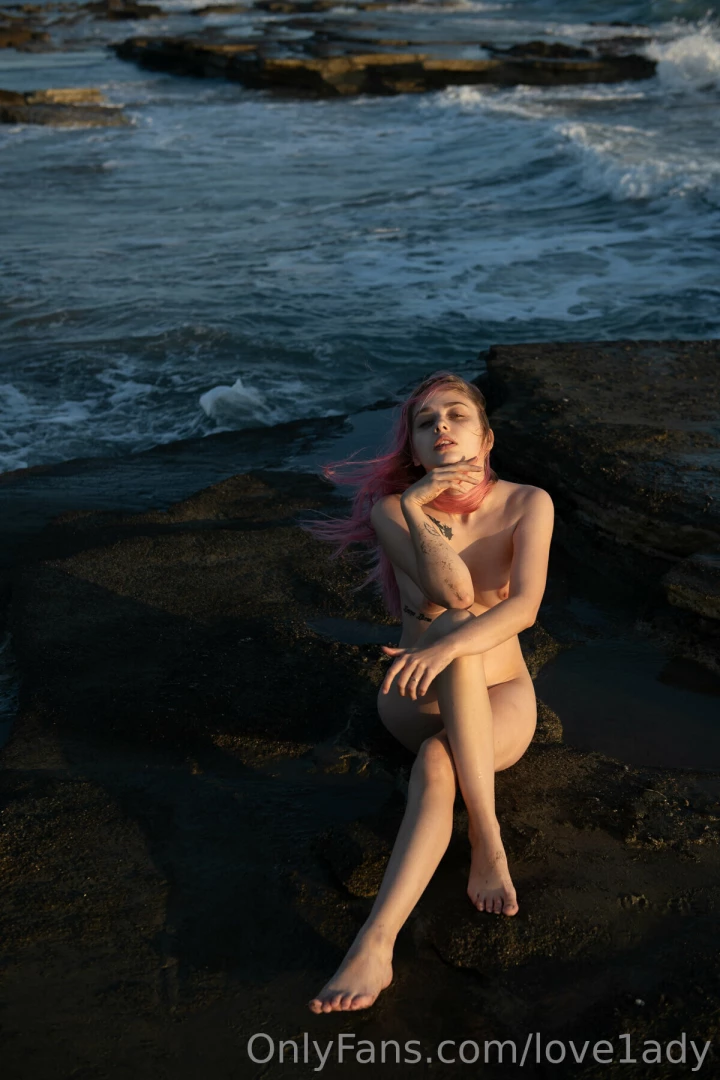 Fact about me 2 hey there fam so originally i m from ukraine and now i part 1 