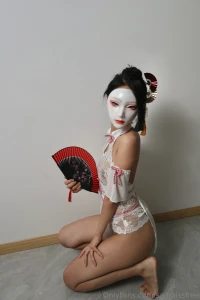 Do you think stretching plays a big role in a woman s charisma