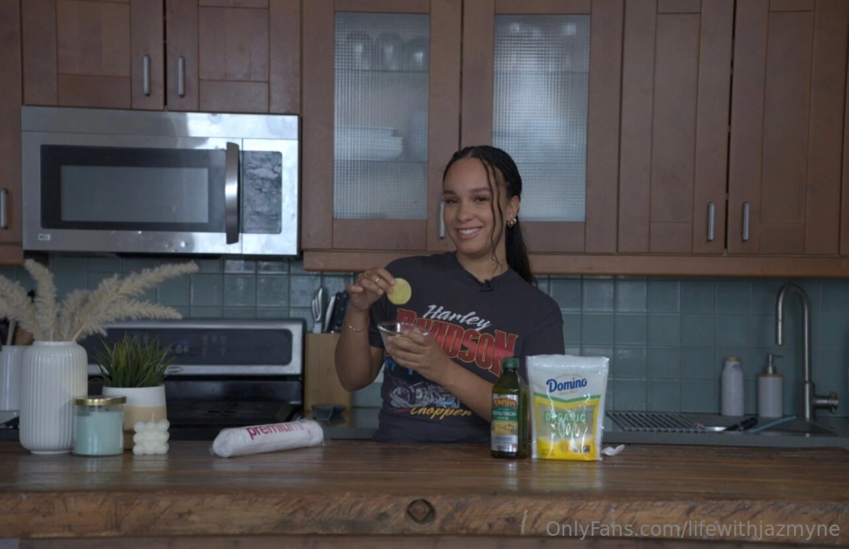 Wanna learn how to make your own exfoliating pads check out my how to 