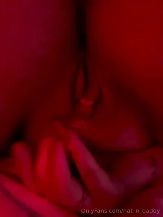 Me playing with daddies creampie and pushing it all out it was bubbly part 1 