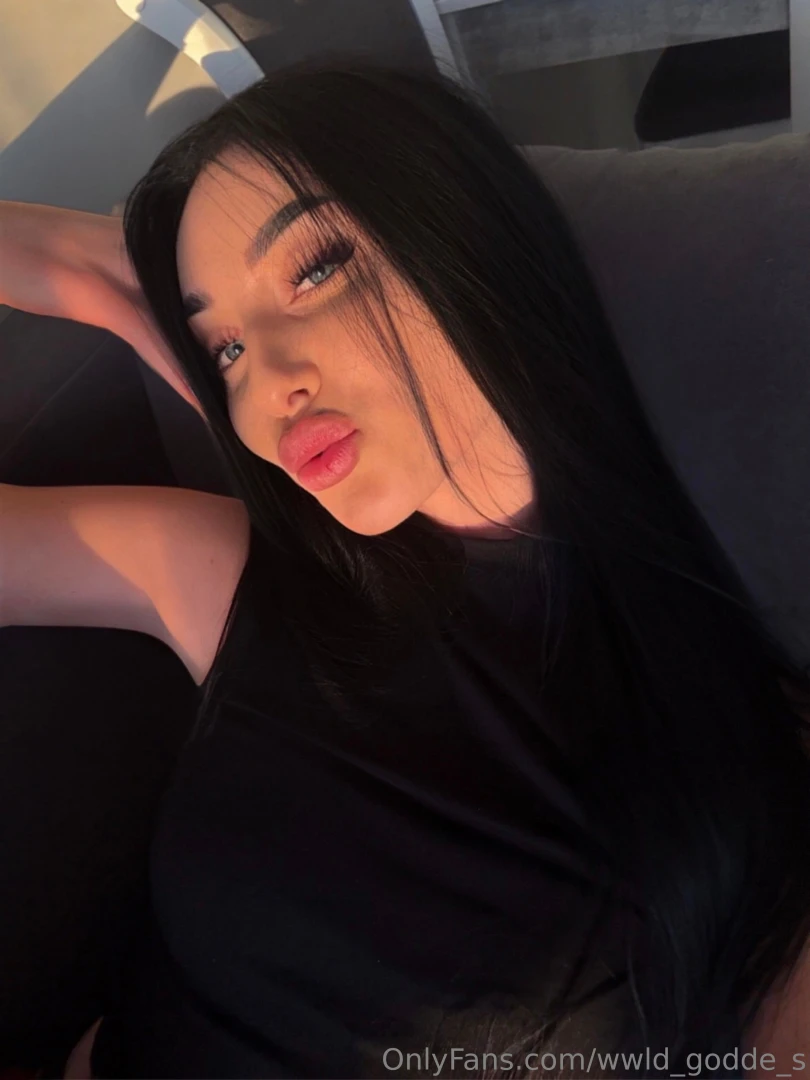 Nothing superfluous just light and mood part 3 