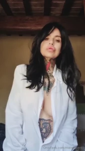 Le vuoi vedere meglio amore allora mandami un messaggio e divertiamoci