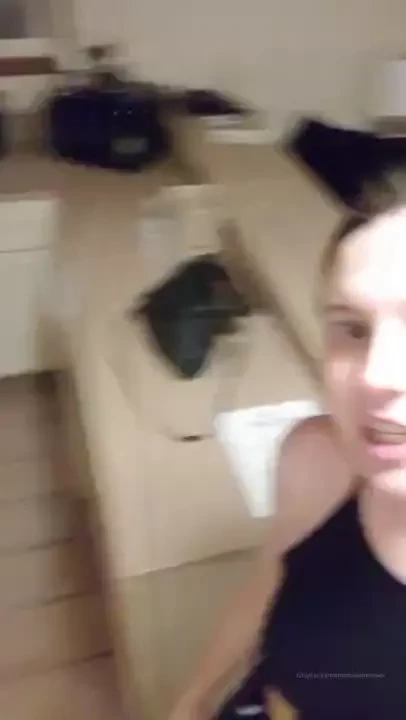 I made it to my room for avn 