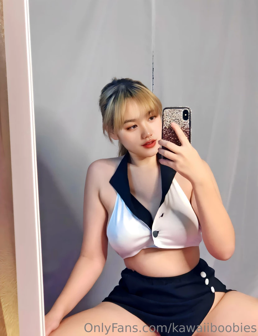 Lust thru the mirror 