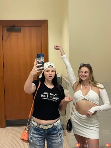 About to fly out to see my bestie stargirlsoph lucky for me she is part 1