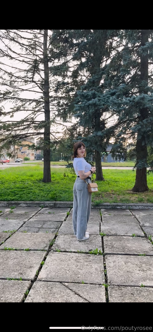 Took a walk today after a hard day which managed to lift my spirits 