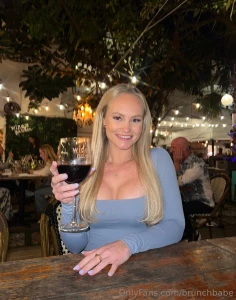 Going live tonight at 9pm est who s going to join me for some wine