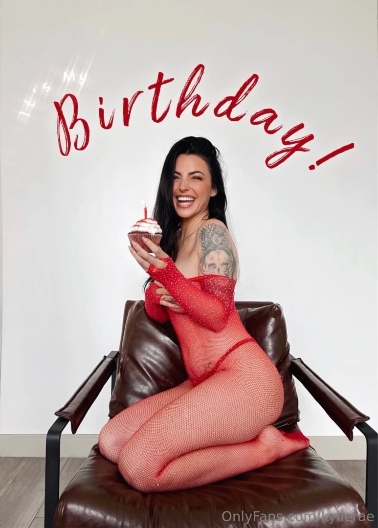 It s my birthday and what better way to celebrate than by spoiling you 