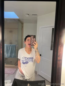 Sending you something naughty to your messages