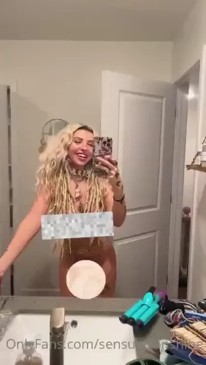 Nakie amp cute in my bathroom 