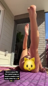 sensualsunshine - Full nude yoga 8 min video in ur dms now 