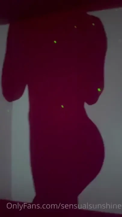 Dancing naked w my shadow 