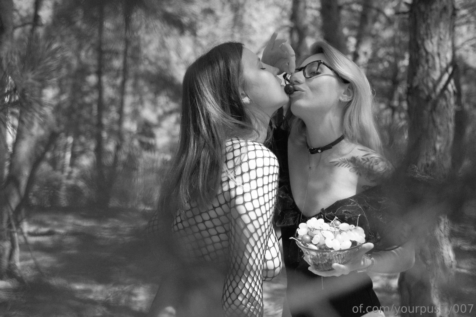 Hot new video out tonight with krisi44 subscribe to my vip page this 