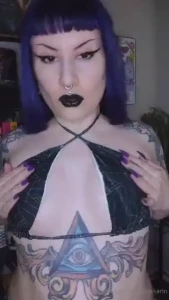 Don t forget to make sure your goth gf stays indoors this summer also part 1