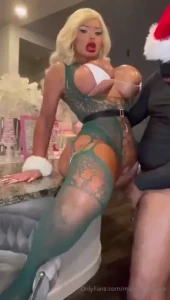 Here s another preview for my all-new bbc bg holiday video special part 4