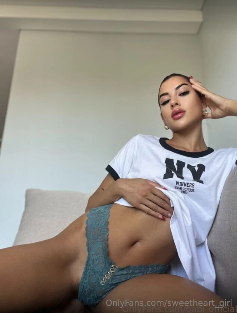 Free sub this hot brunette gabi_official will make your night part 154 