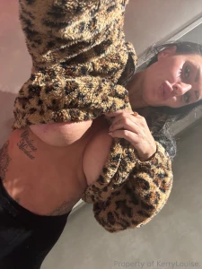 I love wearing no underwear when i m out