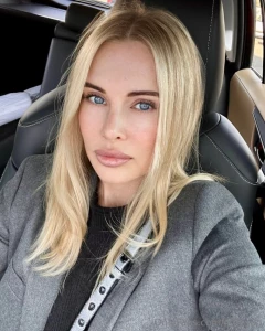 Hi i m the_snow_queen mommy who will punish you for bad behavior i am part 9