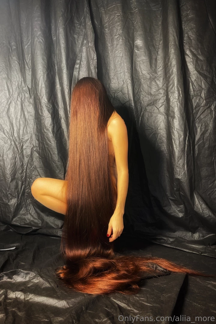 Hello my dear fans my new photos are ready for you hot hair on 