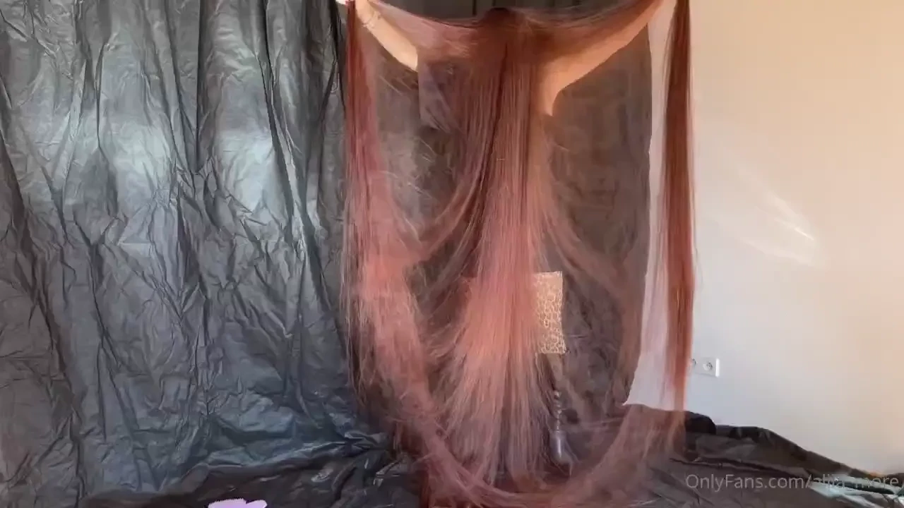 Share with you a small preview of my newest long hair video it will be 