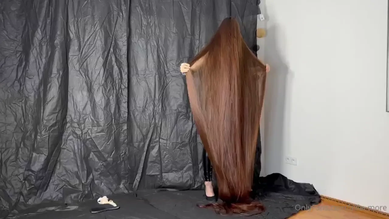 Preparing new video for tomorrow for my fans in my sellfy store https 