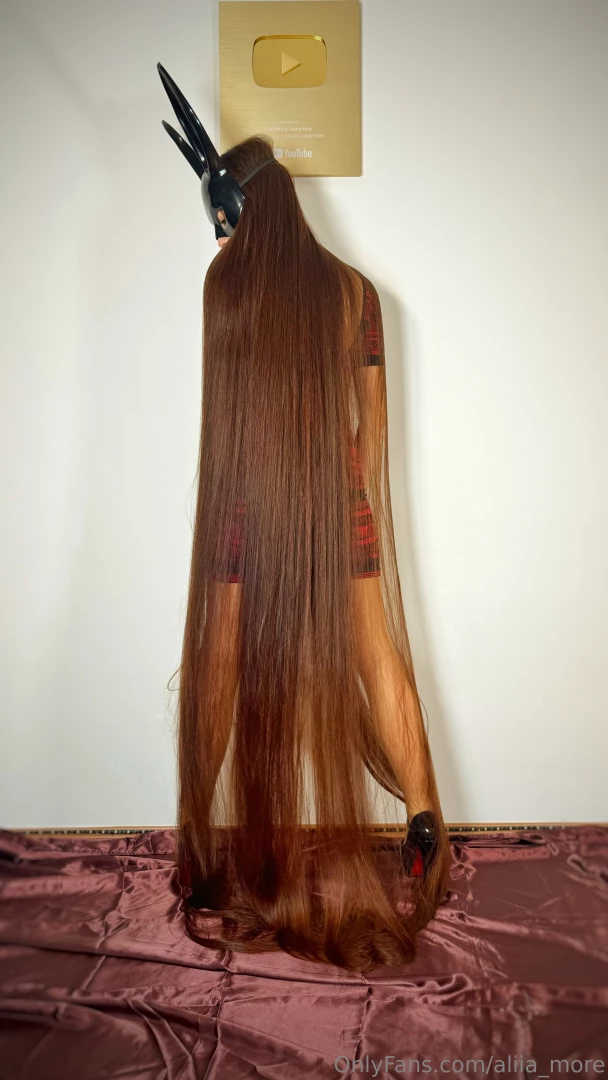 Hello my dear fans my new photos are ready for you bunny with super 