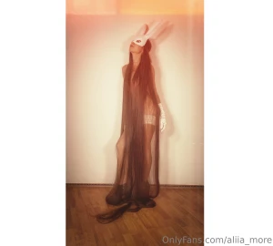 Hello my dear fan my new photos are ready for you playful white bunny