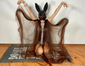 Preparing another video for you in my sellfy store kiss you