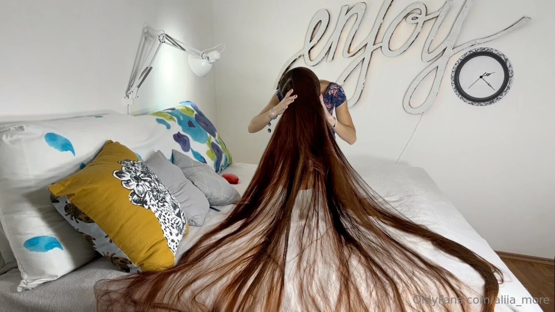 Preparing another video for my fans in my sellfy store https part 5 