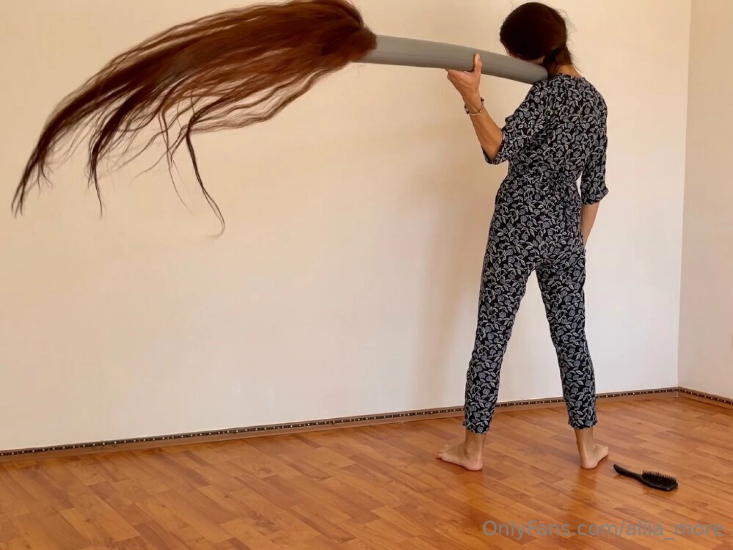 Preparing new video for my fans in my sellfy store https aliia-more 