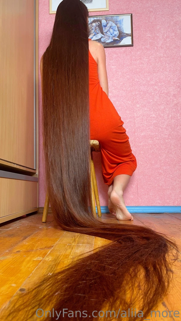 The red passion set of 35 photos barefoot on a chair in a bright red 