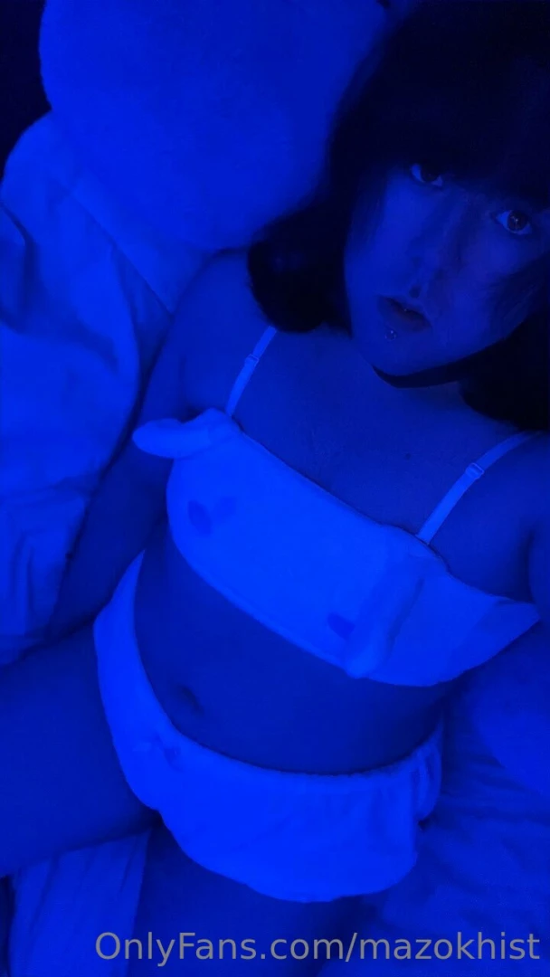 I hardly ever wear this outfit but tonight i m wearing it to sleep is 