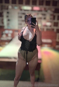 Do you want to see how i take off all my clothes