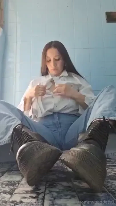 Do you want to see how naughty i am and take off my clothes in the 