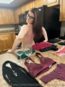 Tell me what to wear tonight