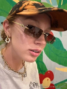 Honey do you remember what a wonderful holiday we have in february i m