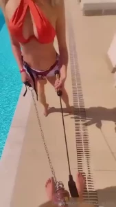 Today is a day of promiscuity at the pool i will show you to my guests