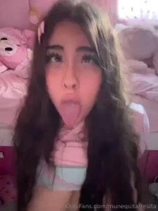 Daddy daddy hehe i saw on ur computer that u watch girls doing dis am