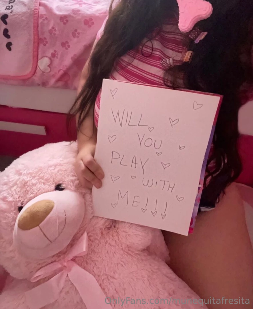 Did we forget i live in a toxic household and that i cant post all the 