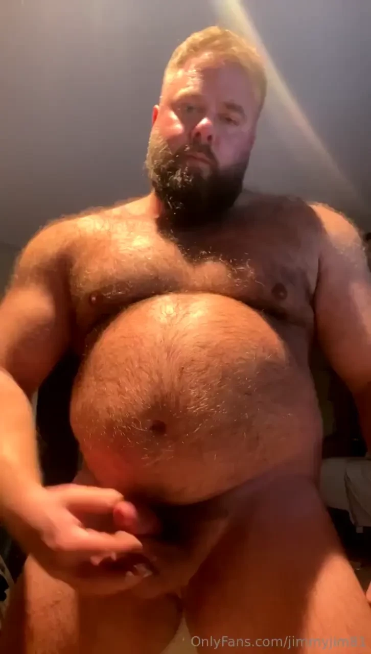 Dad is so big and just keeps getting bigger it makes you horny seeing part 1 