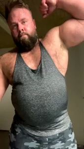Some flexing part 4