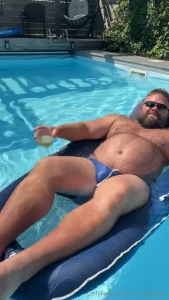 Vacation day i worked out spent some time by a pool and gooned on my