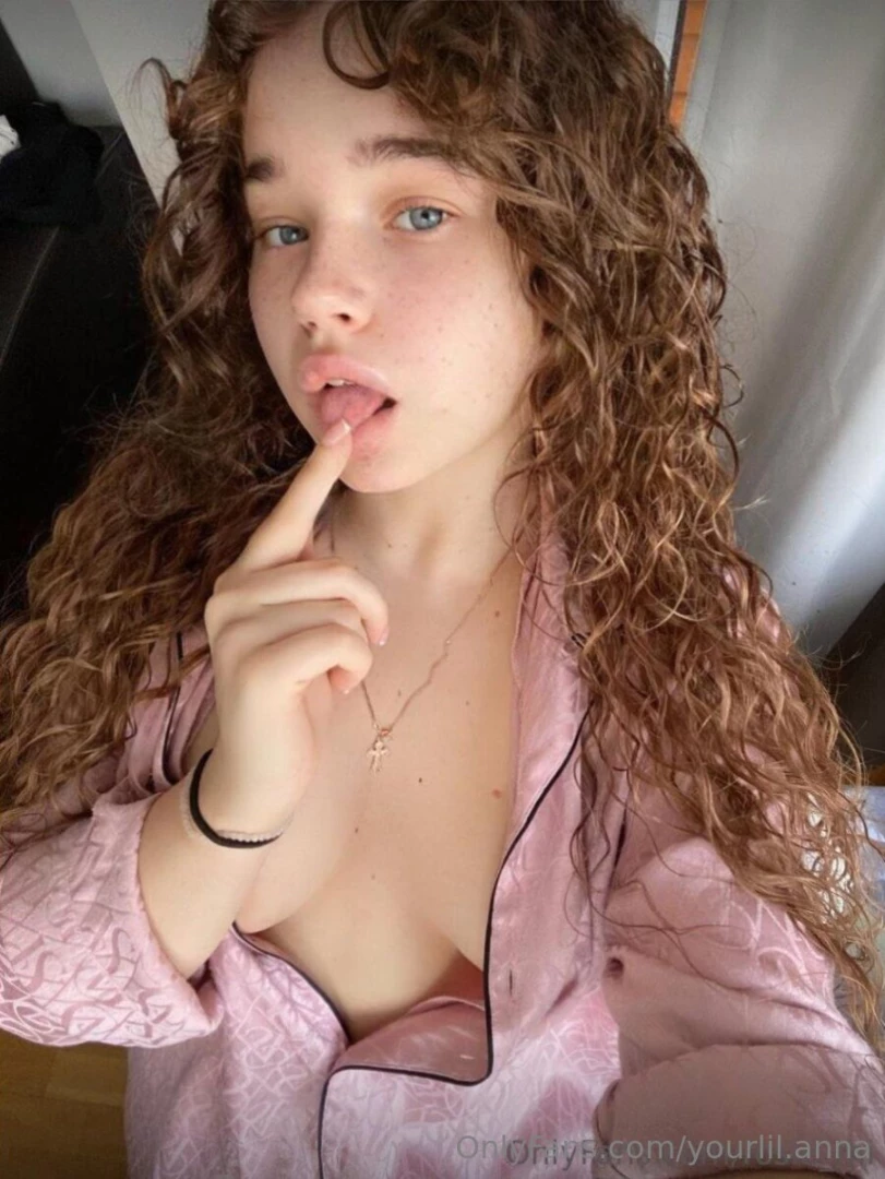 Rosie_mi now wet oh my god rosie_mi wants you i heard this cutie likes part 188 