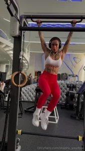 Every time i look in the mirror i remind myself that this is the