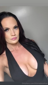 Happy monday i ll be in my dm s all day