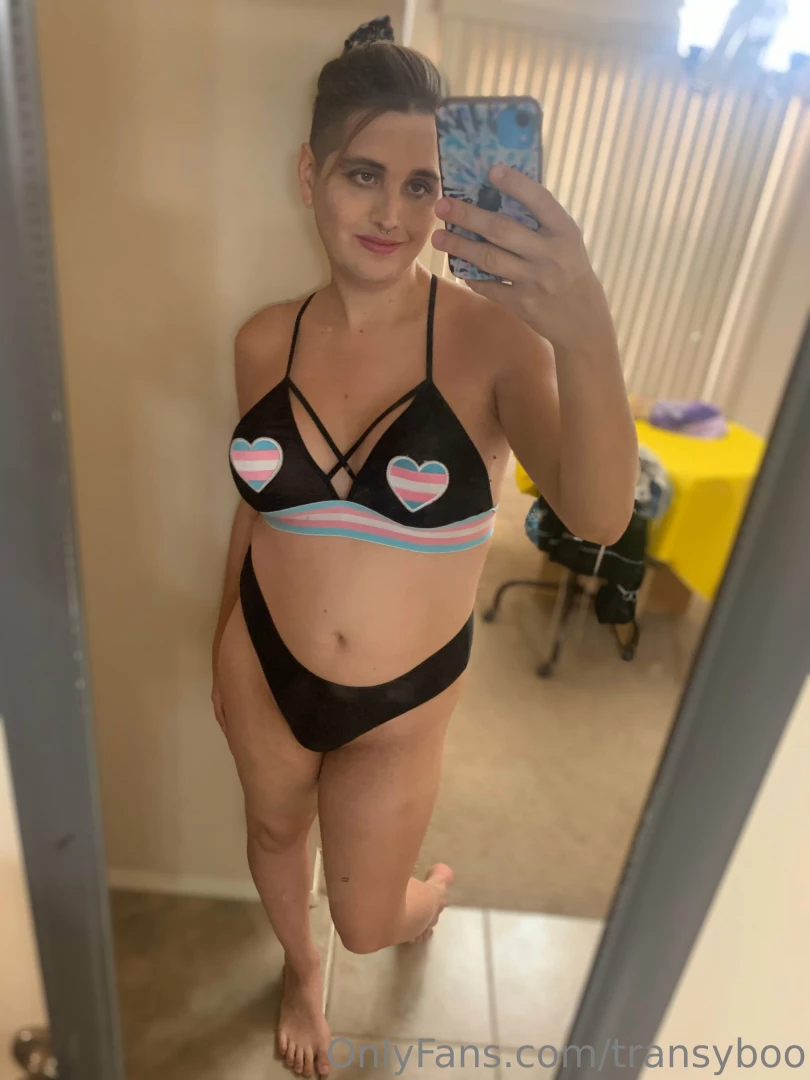 Some cute outfits i love 